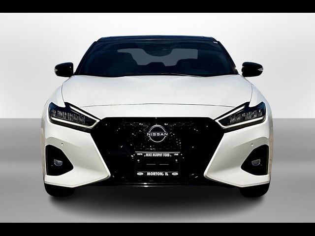 2023 Nissan Maxima SR