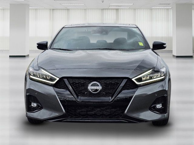 2023 Nissan Maxima SR