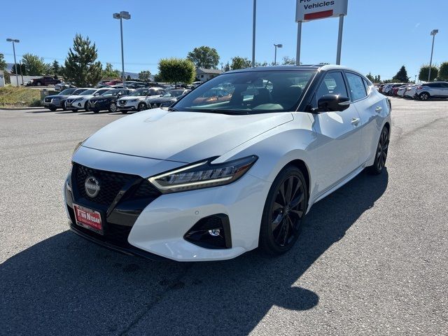 2023 Nissan Maxima SR