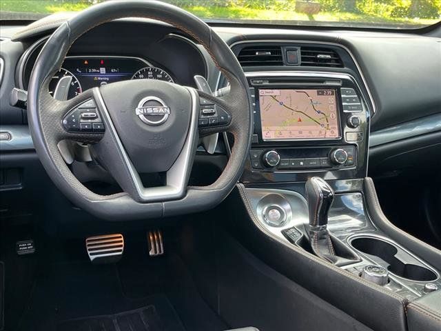 2023 Nissan Maxima SR