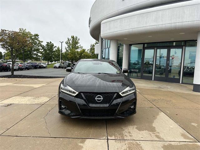 2023 Nissan Maxima SR