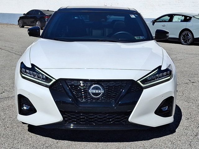 2023 Nissan Maxima SR