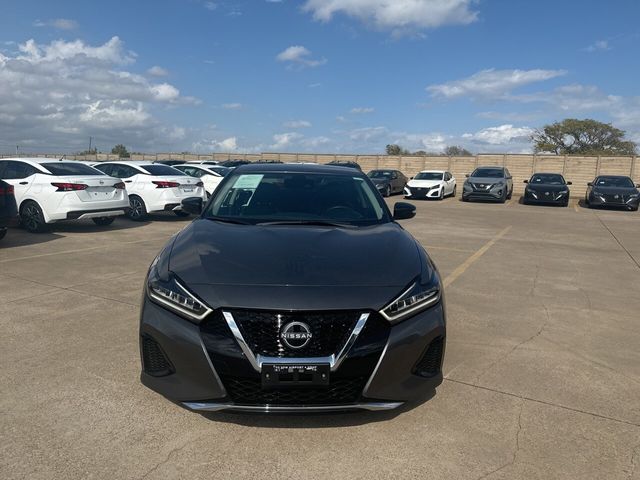 2023 Nissan Maxima SV