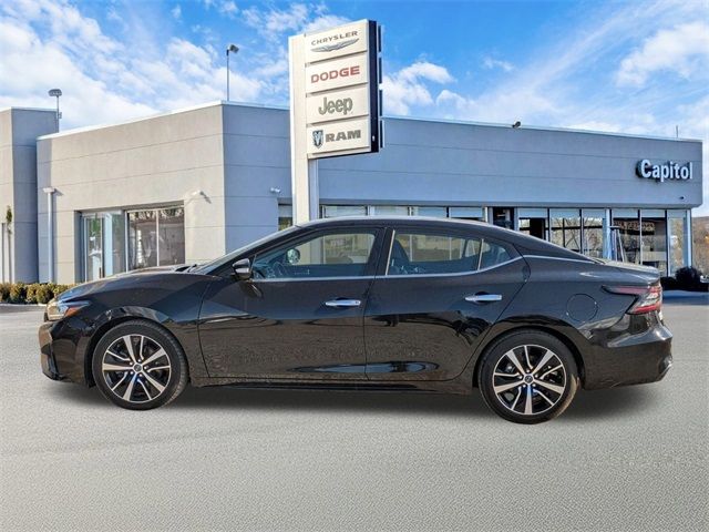 2023 Nissan Maxima SV