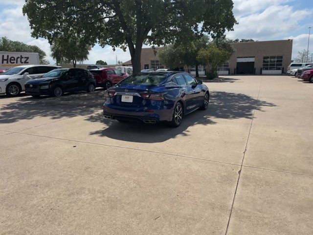 2023 Nissan Maxima SV