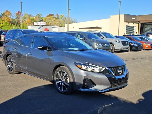 2023 Nissan Maxima SV