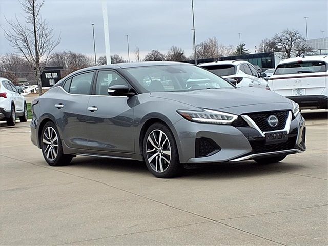 2023 Nissan Maxima SV