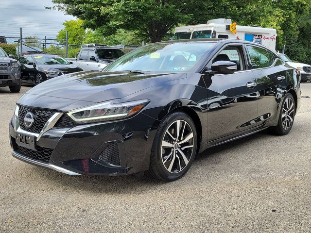 2023 Nissan Maxima SV