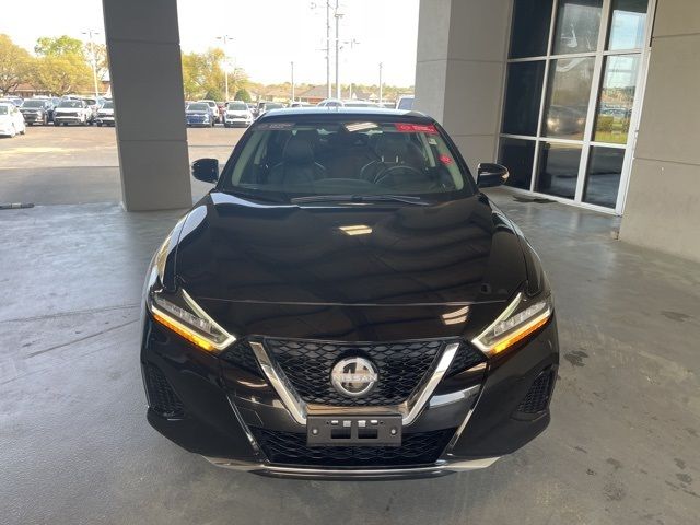 2023 Nissan Maxima SV