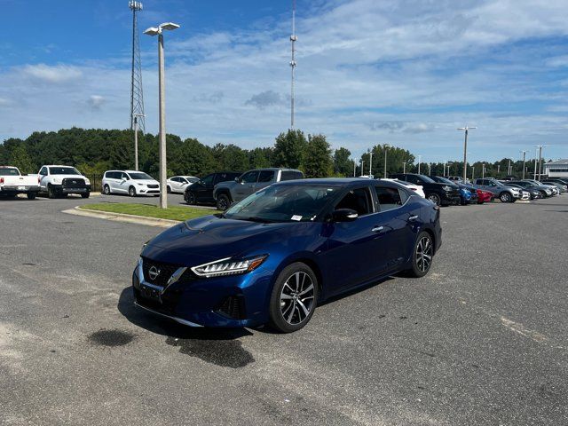 2023 Nissan Maxima SV