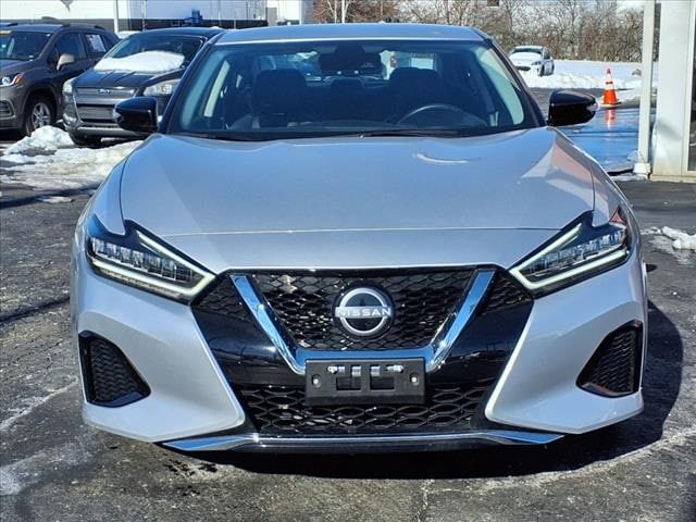 2023 Nissan Maxima SV