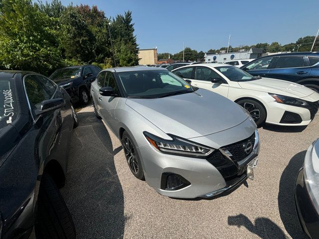 2023 Nissan Maxima SV