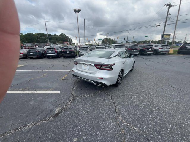 2023 Nissan Maxima SV