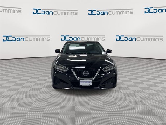 2023 Nissan Maxima SV