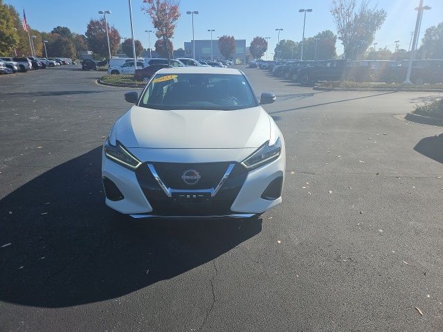 2023 Nissan Maxima SV