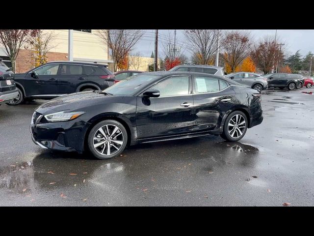 2023 Nissan Maxima SV