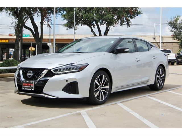 2023 Nissan Maxima SV