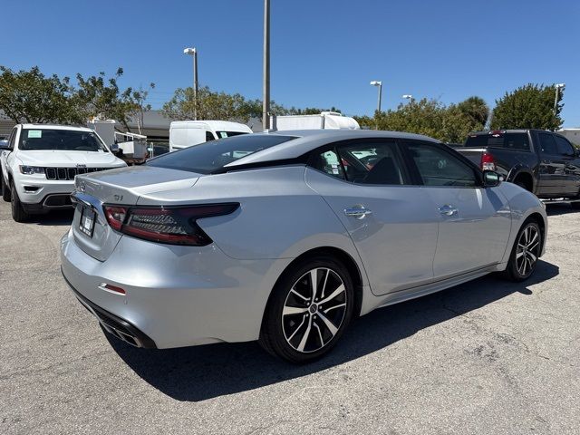 2023 Nissan Maxima SV