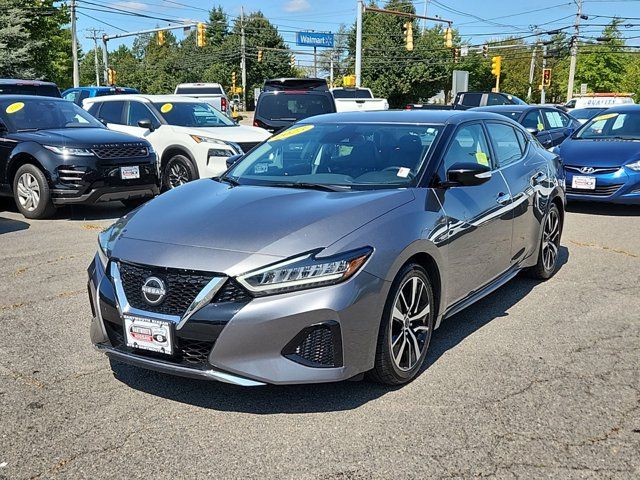 2023 Nissan Maxima SV