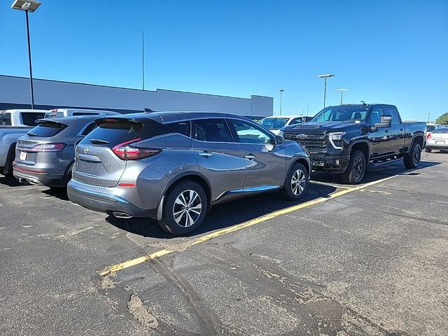 2023 Nissan Murano S