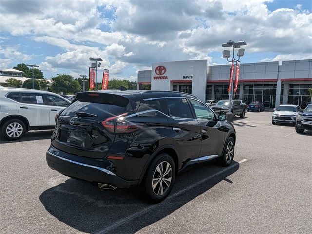 2023 Nissan Murano SV