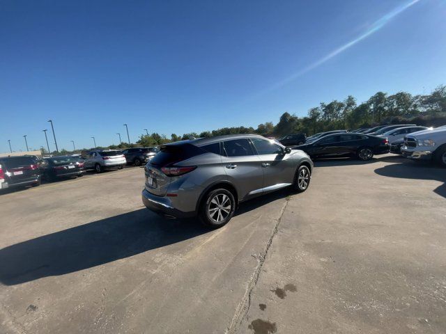 2023 Nissan Murano SV