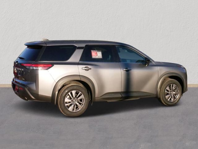 2023 Nissan Pathfinder S