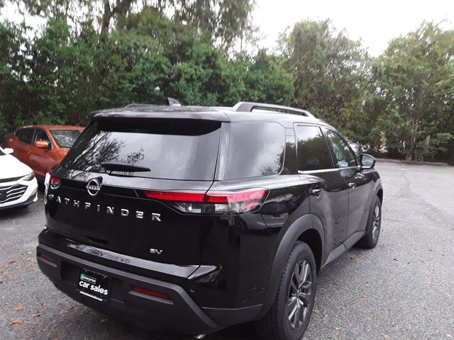 2023 Nissan Pathfinder SV