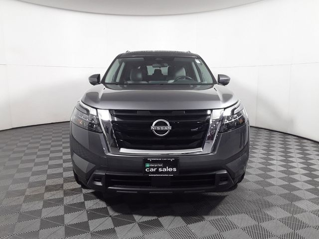 2023 Nissan Pathfinder SV