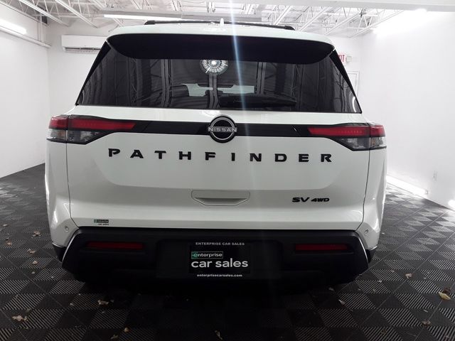 2023 Nissan Pathfinder SV