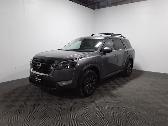 2023 Nissan Pathfinder SV