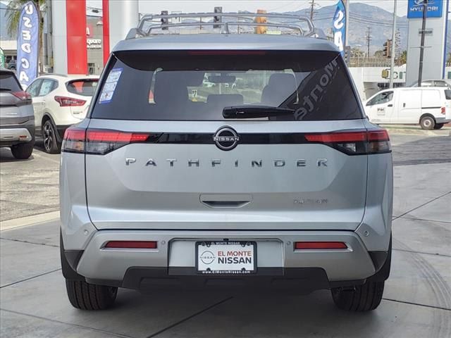 2023 Nissan Pathfinder Platinum