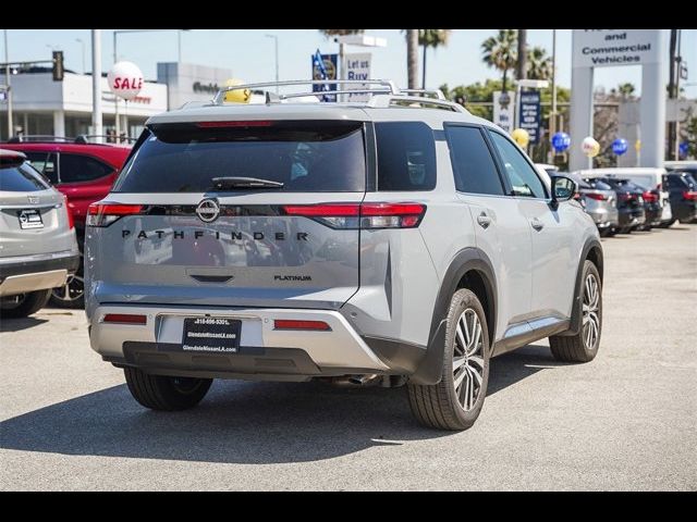 2023 Nissan Pathfinder Platinum