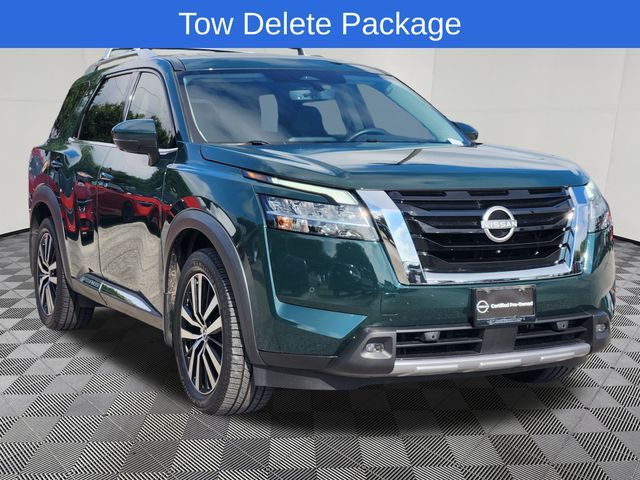 2023 Nissan Pathfinder Platinum