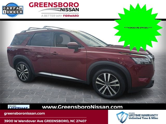 2023 Nissan Pathfinder Platinum