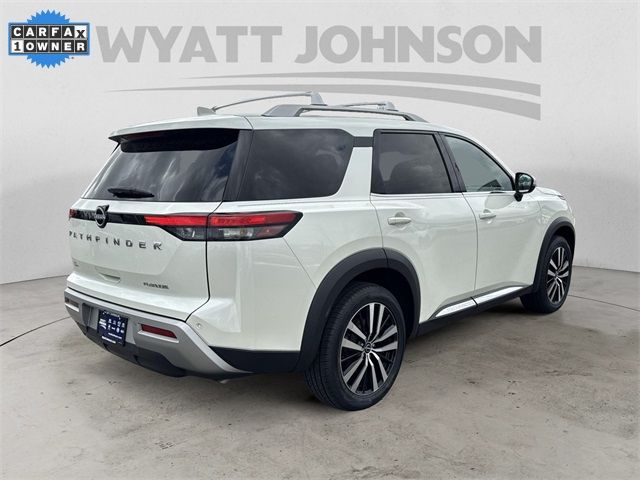2023 Nissan Pathfinder Platinum