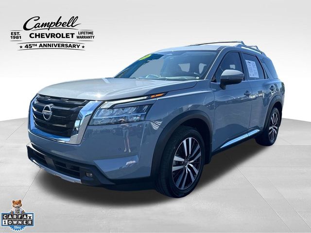 2023 Nissan Pathfinder Platinum