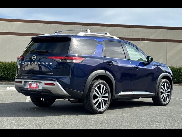 2023 Nissan Pathfinder Platinum