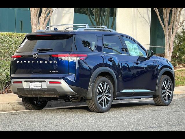 2023 Nissan Pathfinder Platinum