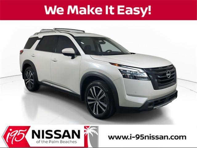 2023 Nissan Pathfinder Platinum