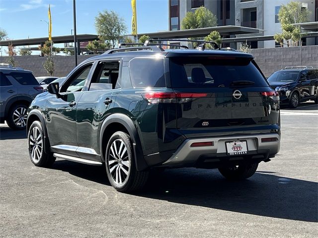 2023 Nissan Pathfinder Platinum