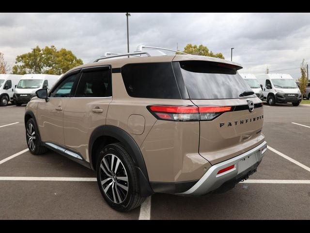 2023 Nissan Pathfinder Platinum