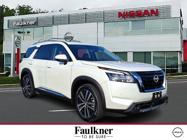 2023 Nissan Pathfinder Platinum