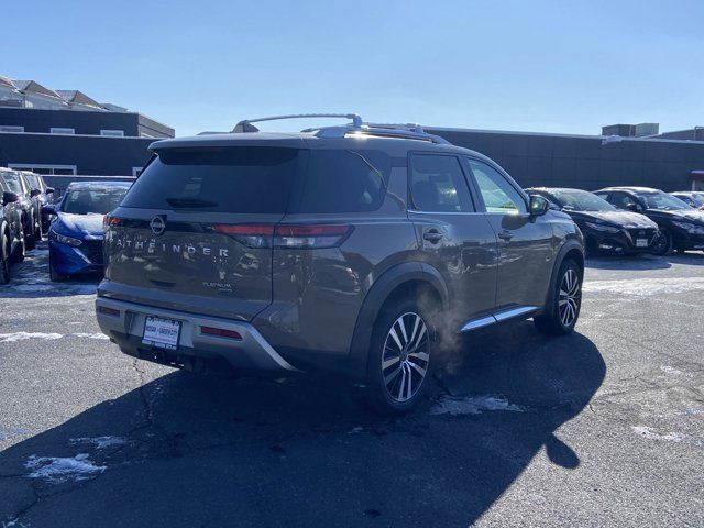 2023 Nissan Pathfinder Platinum