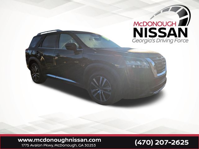 2023 Nissan Pathfinder Platinum