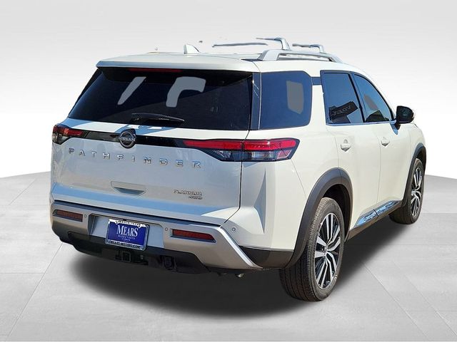 2023 Nissan Pathfinder Platinum