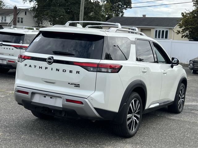 2023 Nissan Pathfinder Platinum