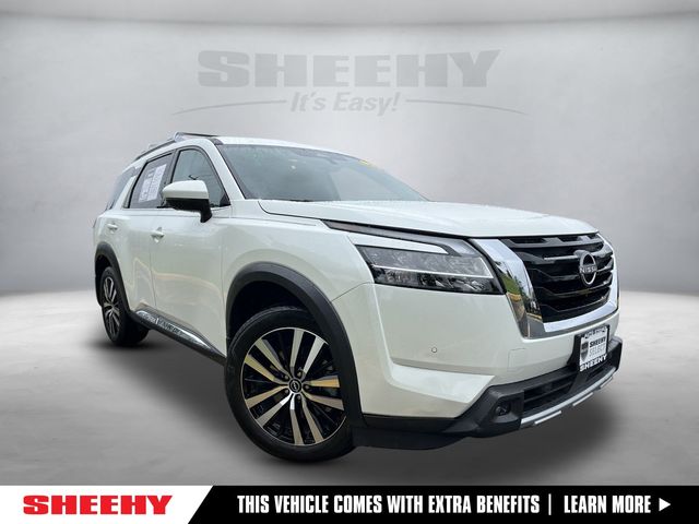 2023 Nissan Pathfinder Platinum