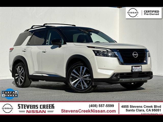 2023 Nissan Pathfinder Platinum