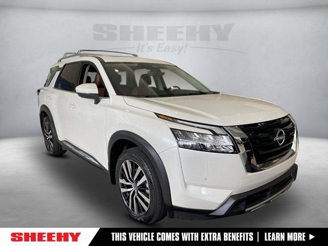 2023 Nissan Pathfinder Platinum